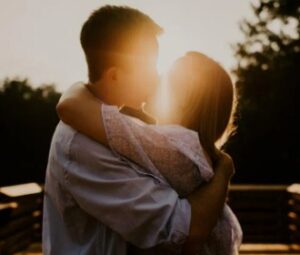 WellHello Recenze 2025