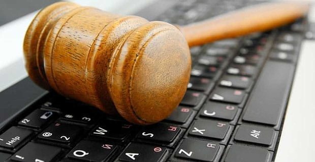 Kadınlar Sizi Facebook Hesabınıza Göre Yargılayacak mı?