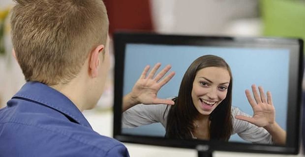 Jak mieć randkę na Skype?