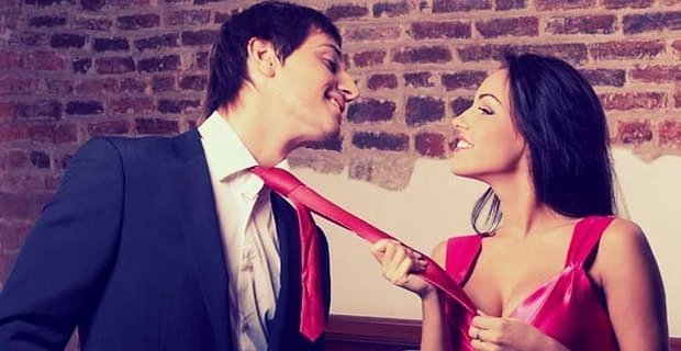 Czerwony postrzegany jako kobiecy sygnał seksualny dla mężczyzn