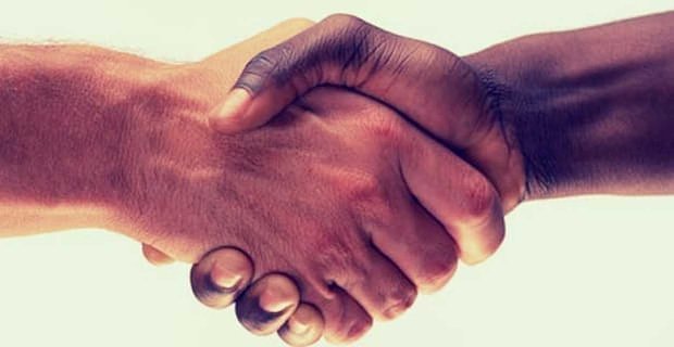 Umowy seksualne między parami homoseksualnymi mogą pomóc w zapobieganiu HIV