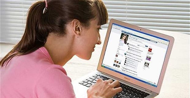 Im więcej przeszłych związków ma dana osoba, tym więcej zainteresowań wymienia na Facebooku