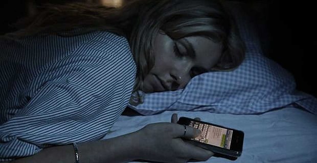 Jak długo należy czekać na odpowiedź na SMS-a?