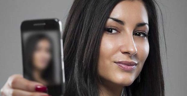 Çalışma: Çok Fazla Facebook Selfie’si İlişkinize Zarar Verebilir
