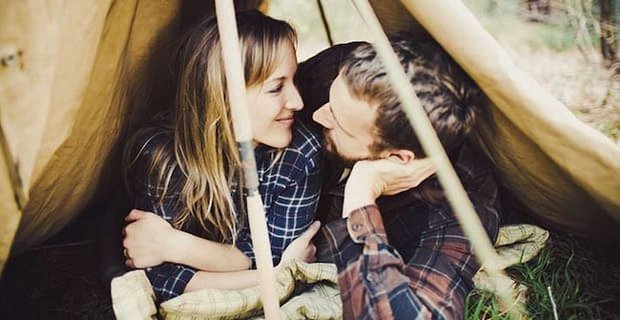 Dlaczego randkowicze online kochają kempingi?