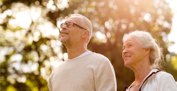 Jak uratować moje małżeństwo (9 Senior Dating Tips)