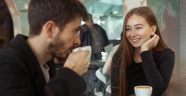 2021 için En İyi 20 Bekar Kadın Arkadaşlık Siteleri